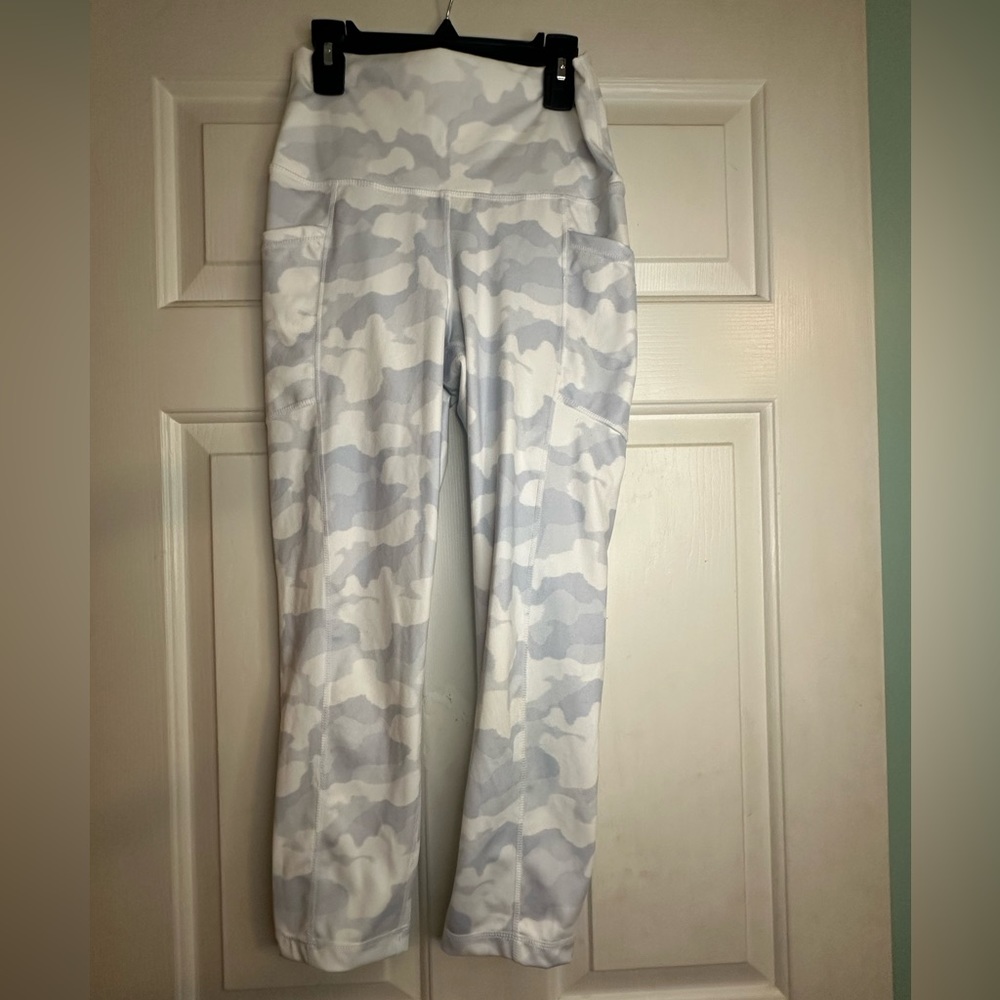 Yoga pants size M